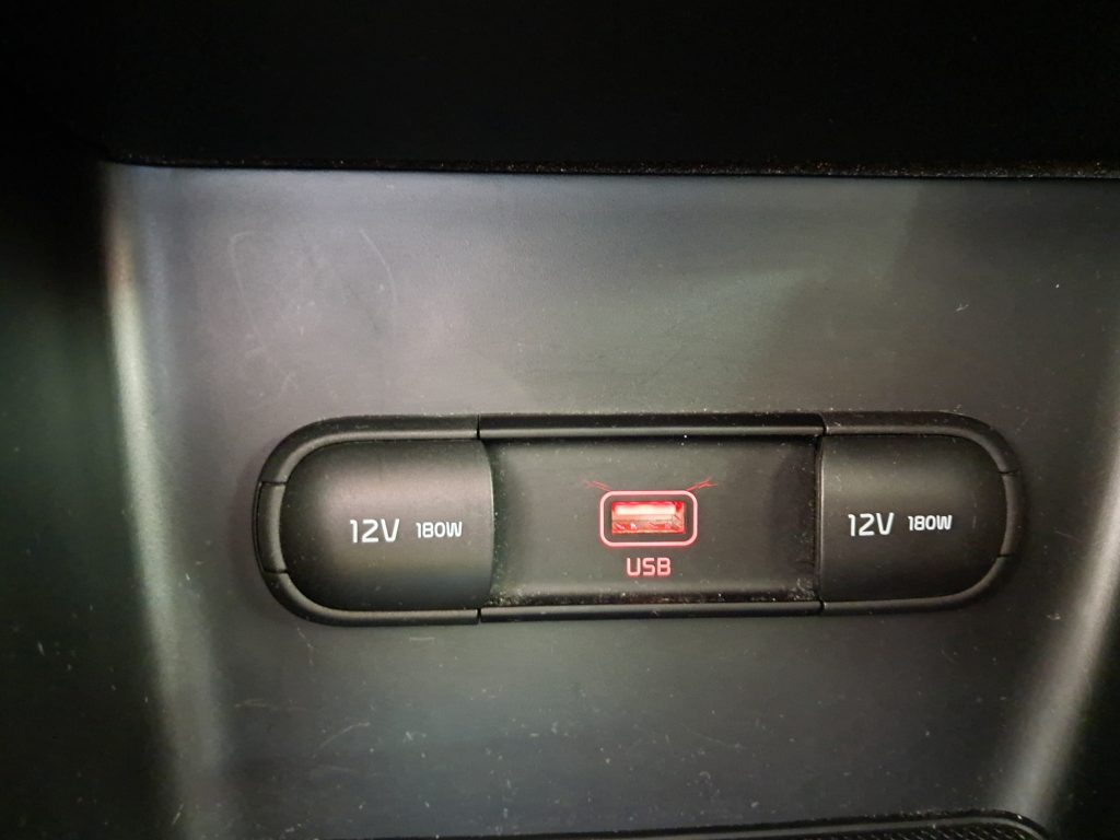 Kia sportage 1.6 Crdi diesel HYBRID