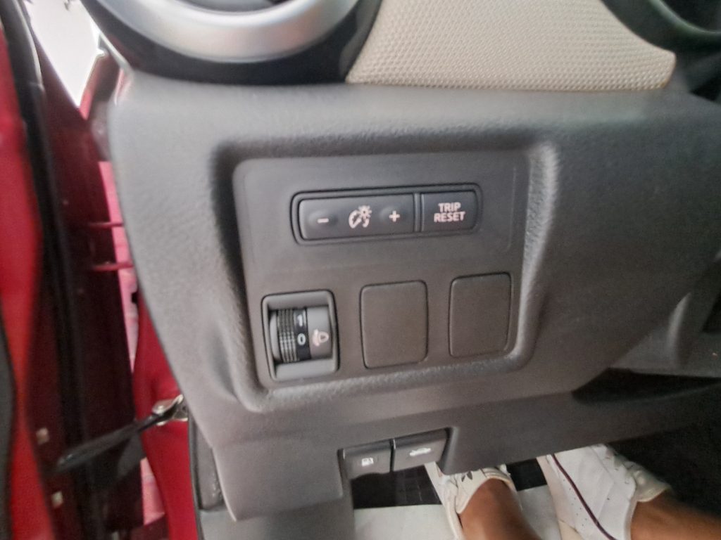 NISSAN MICRA 1.5 DCI TEKNA