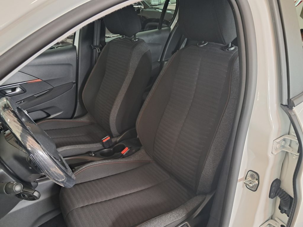 PEUGEOT 208 ALLURE 1.2 BENZ. OK NEOPATENTATI
