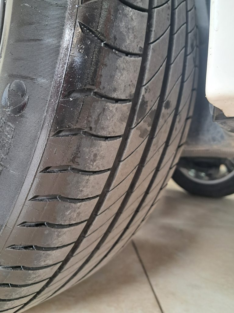 PEUGEOT 208 ALLURE 1.2 BENZ. OK NEOPATENTATI