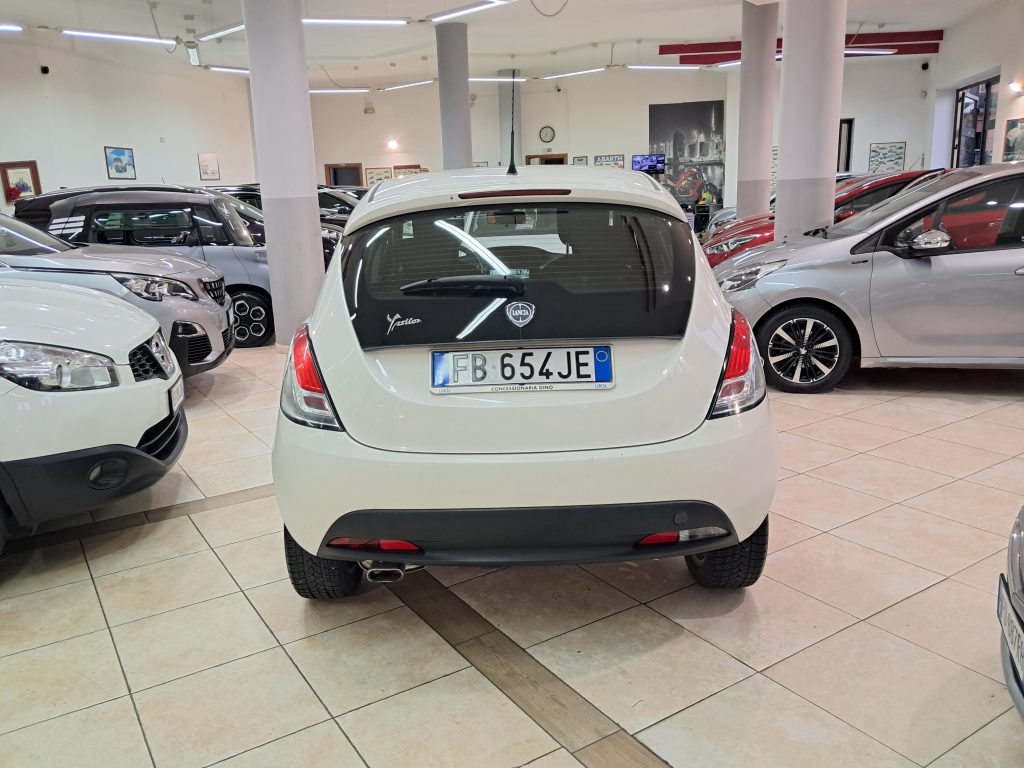 Lancia Ypsilon 1.2 5P Elefantino Blu - Neopatentati