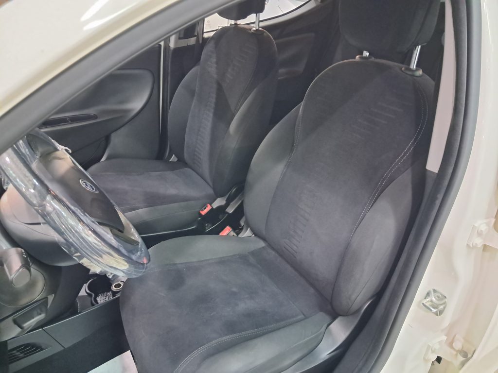 Lancia Ypsilon 1.2 5P Elefantino Blu - Neopatentati