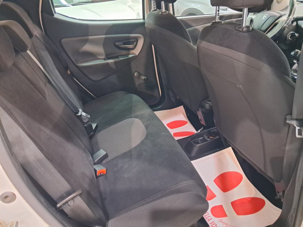 Lancia Ypsilon 1.2 5P Elefantino Blu - Neopatentati