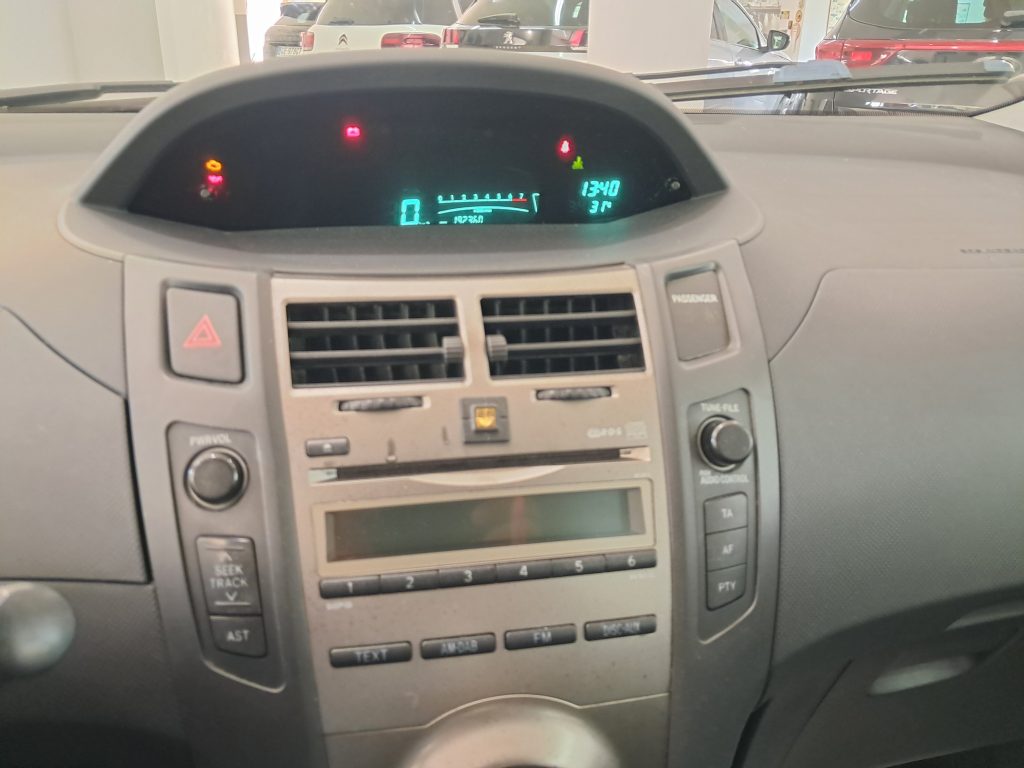 TOYOTA YARIS SOL 1.0 GPL(CASA MADRE)