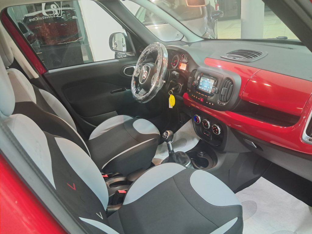 FIAT 500L LOUNGE 1.4 T-JET GPL(CASA MADRE) B-COLOR
