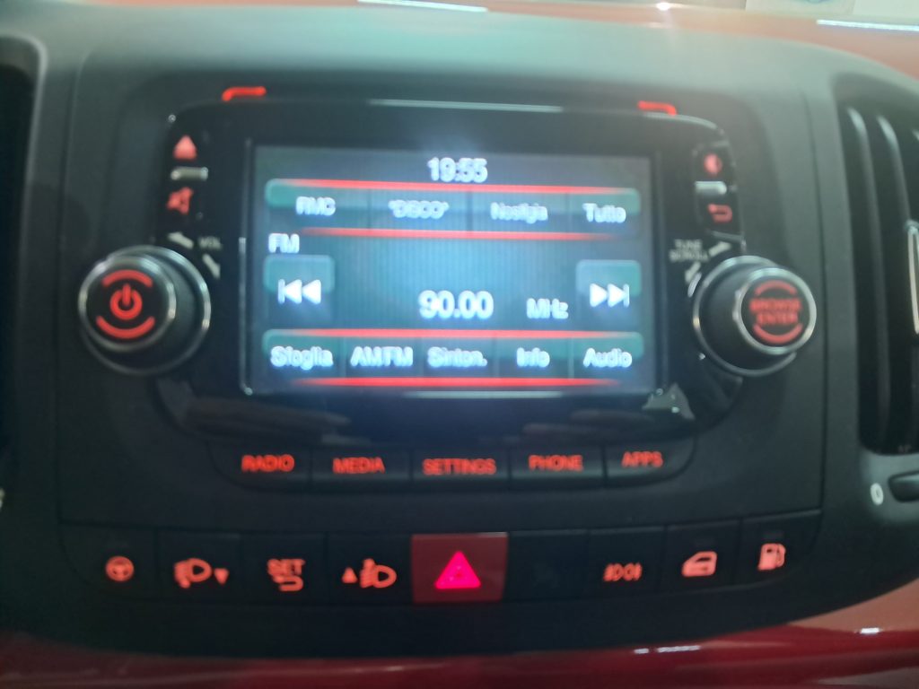 FIAT 500L LOUNGE 1.4 T-JET GPL(CASA MADRE) B-COLOR