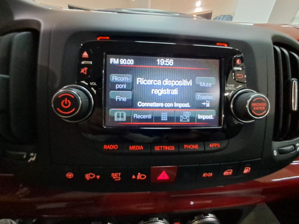FIAT 500L LOUNGE 1.4 T-JET GPL(CASA MADRE) B-COLOR