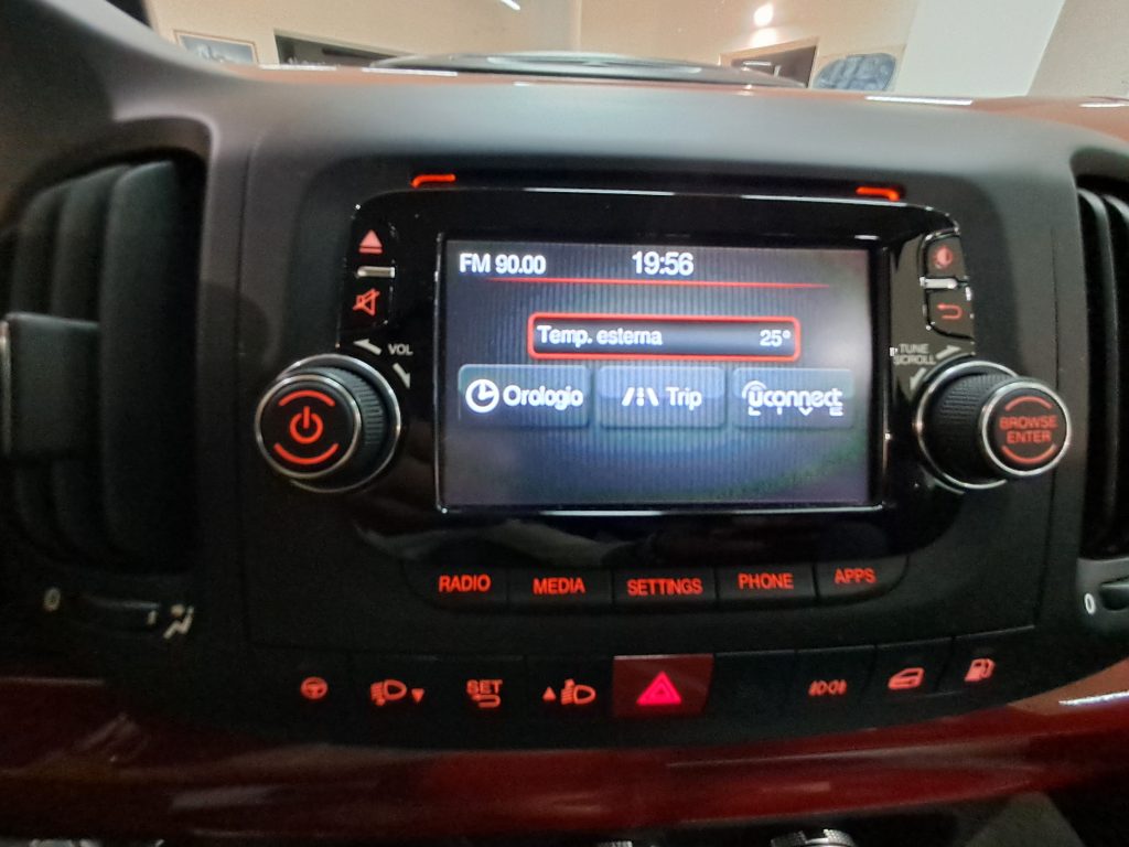 FIAT 500L LOUNGE 1.4 T-JET GPL(CASA MADRE) B-COLOR