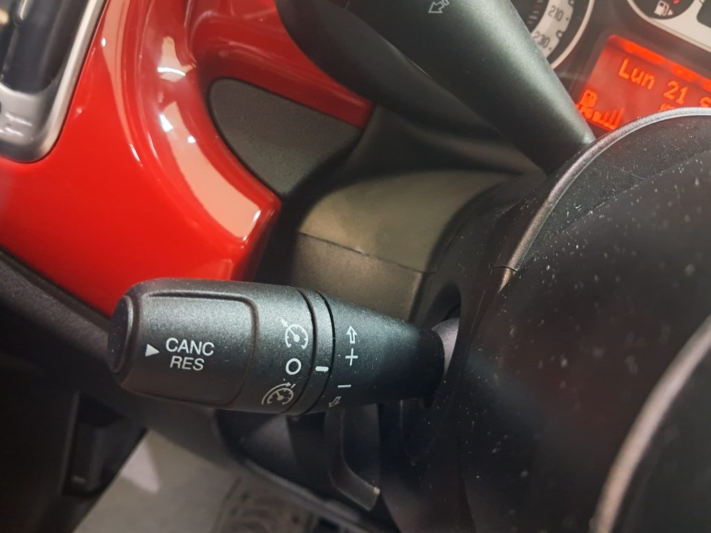 FIAT 500L LOUNGE 1.4 T-JET GPL(CASA MADRE) B-COLOR