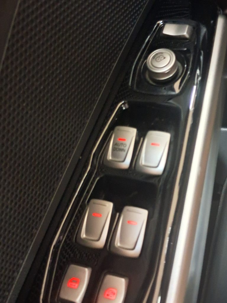 SSANGYONG TIVOLI DREAM 1.6 GPL(CASA MADRE)