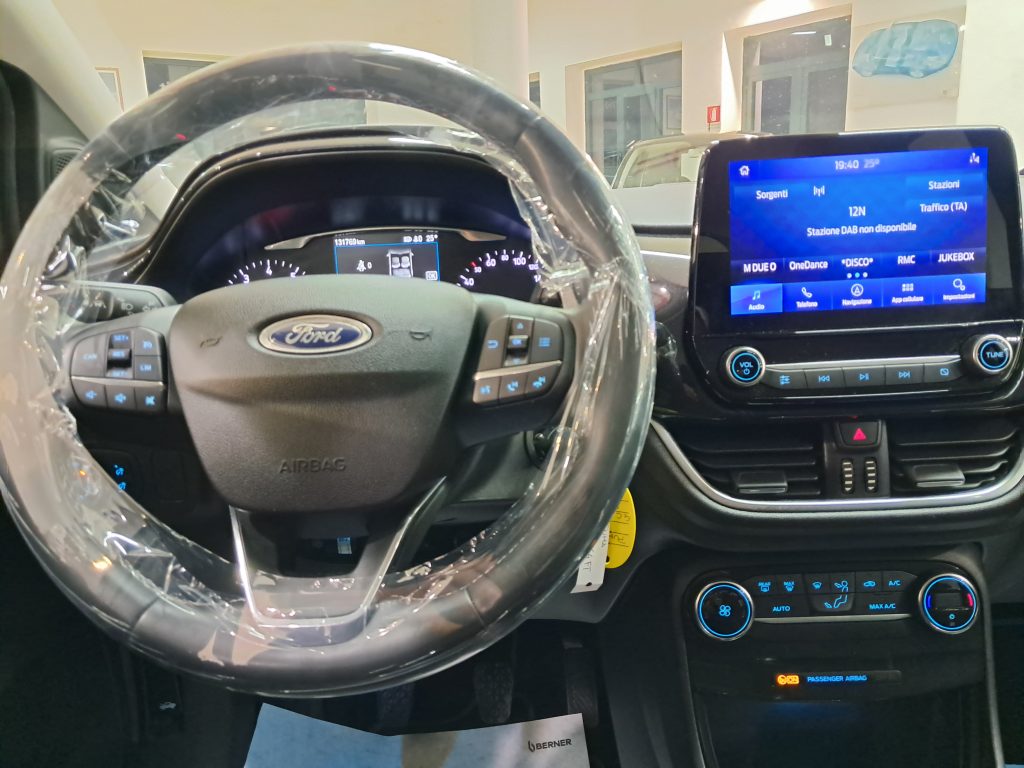 FORD PUMA MILD HYBRID TITANIUM