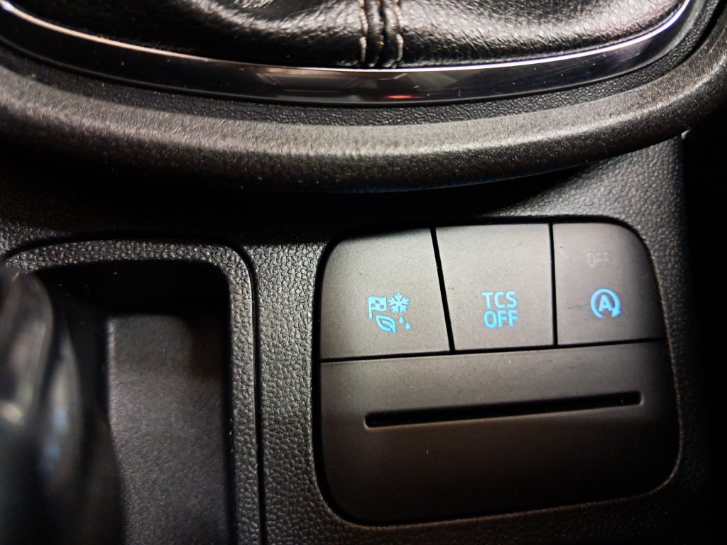 FORD PUMA MILD HYBRID TITANIUM
