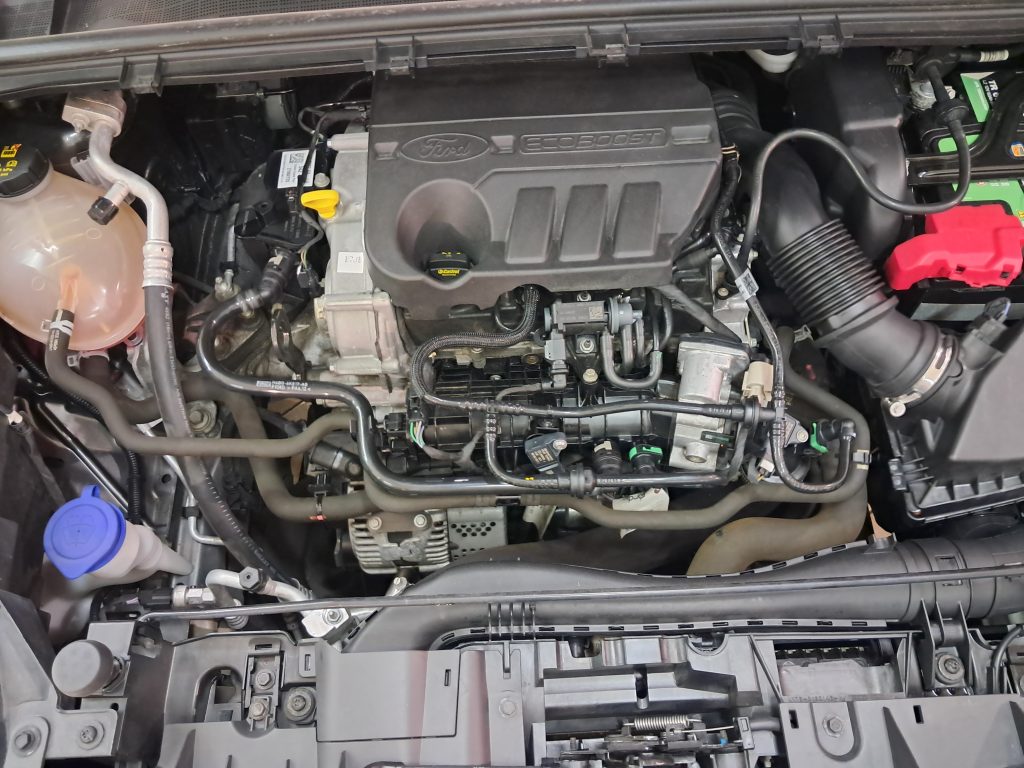 FORD PUMA MILD HYBRID TITANIUM