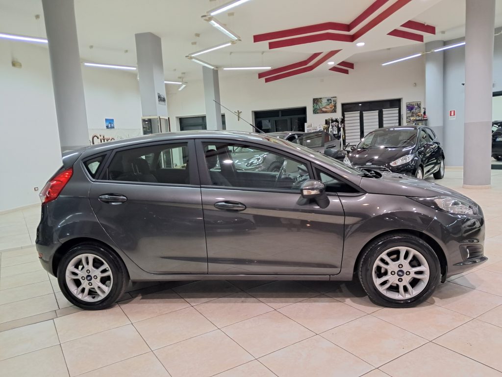 FORD FIESTA TITANIUM 1.5 TDCI