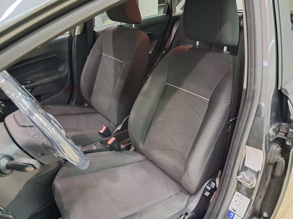 FORD FIESTA TITANIUM 1.5 TDCI