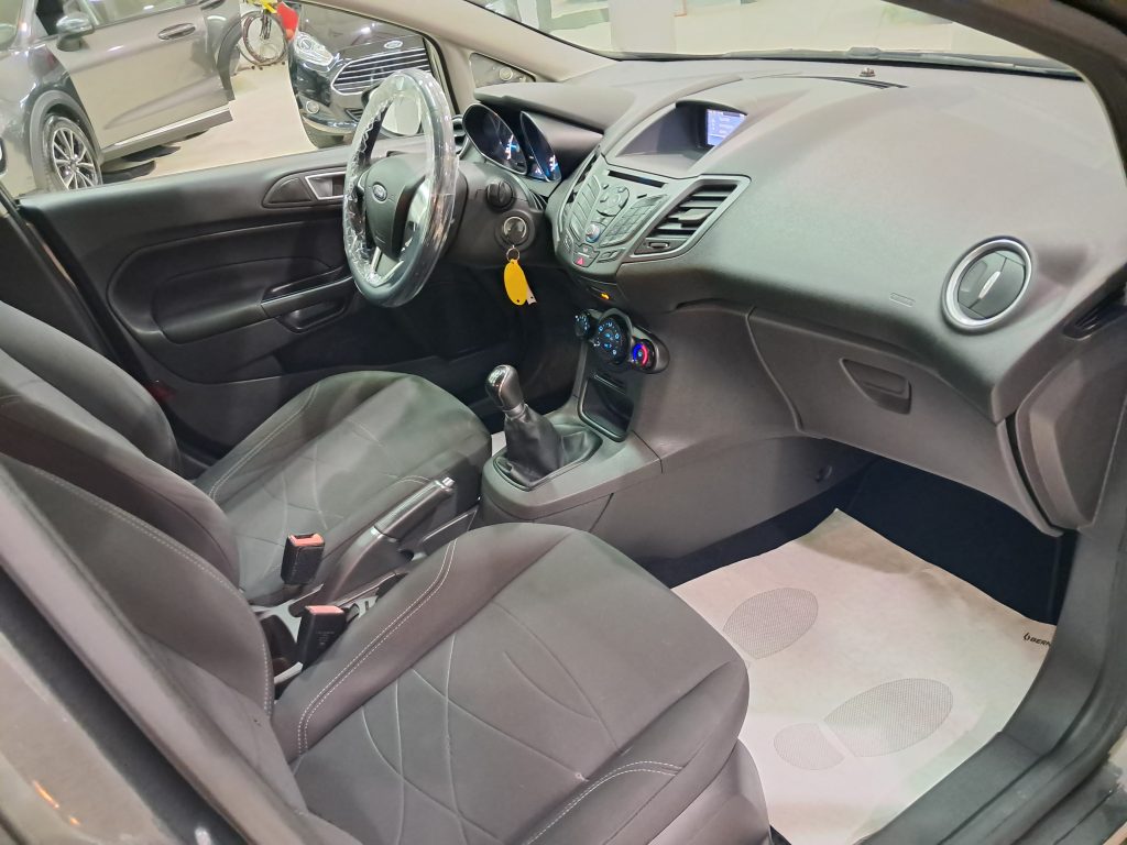 FORD FIESTA TITANIUM 1.5 TDCI