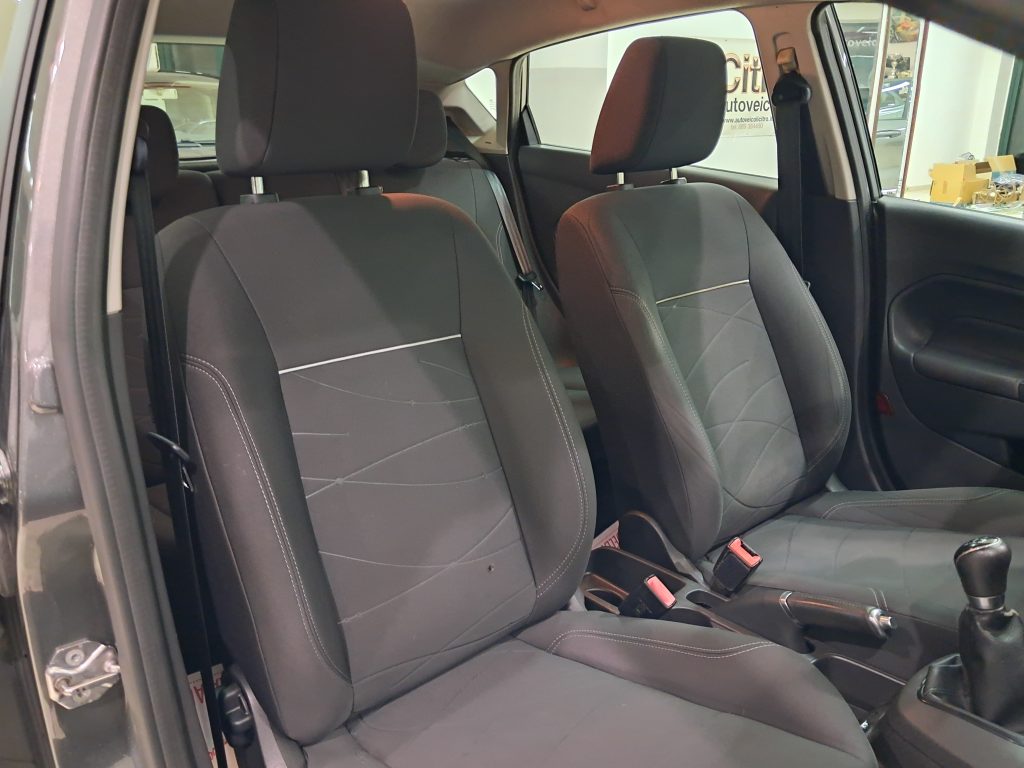 FORD FIESTA TITANIUM 1.5 TDCI