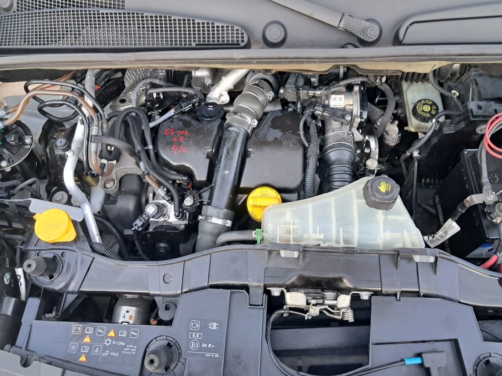 RENAULT KANGO MAXI 1.5 DCI 3 POSTI IN CABINA(NEOPATENTATI)