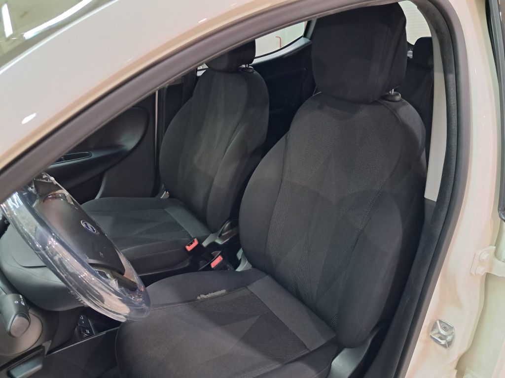 LANCIA YPSILON ECOCHIC 1.2 GPL CASA MADRE