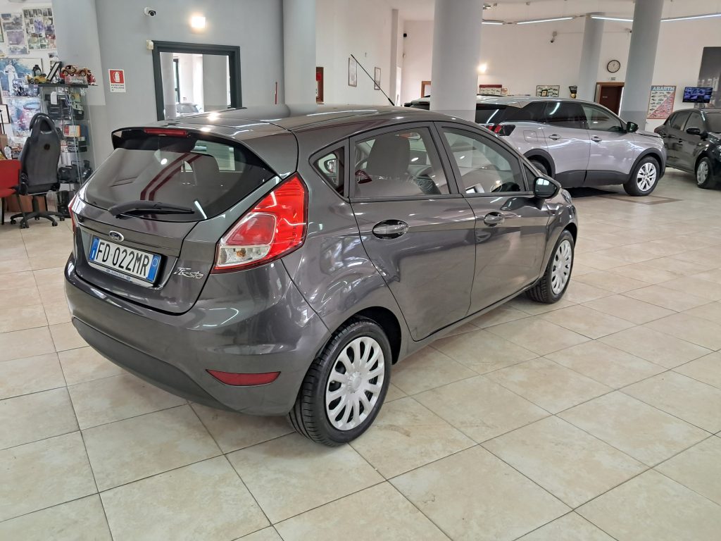 FORD FIESTA 1.2 BENZINA
