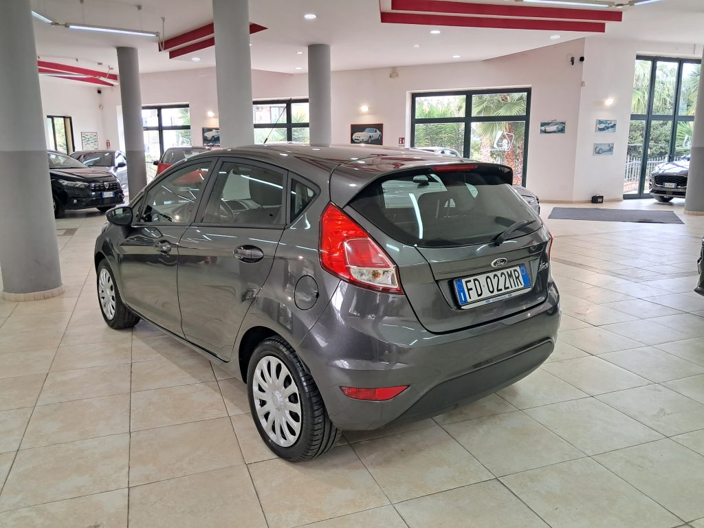 FORD FIESTA 1.2 BENZINA