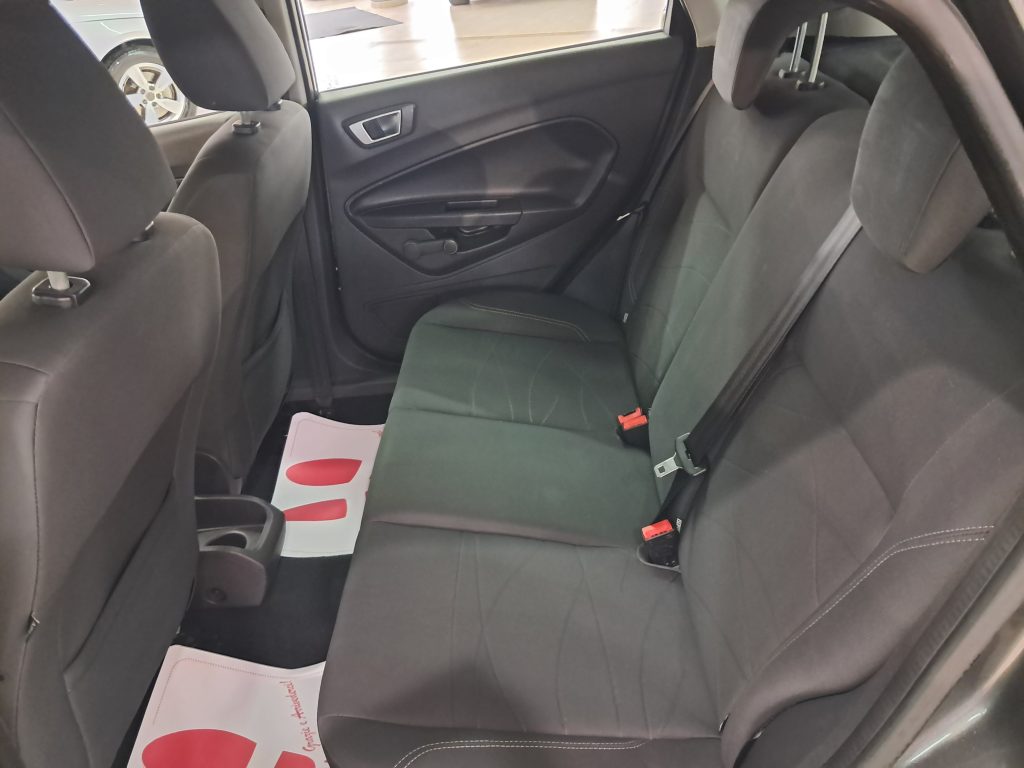 FORD FIESTA 1.2 BENZINA