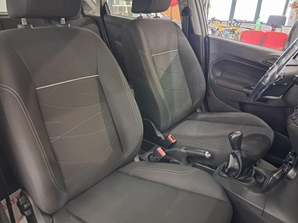 FORD FIESTA 1.2 BENZINA