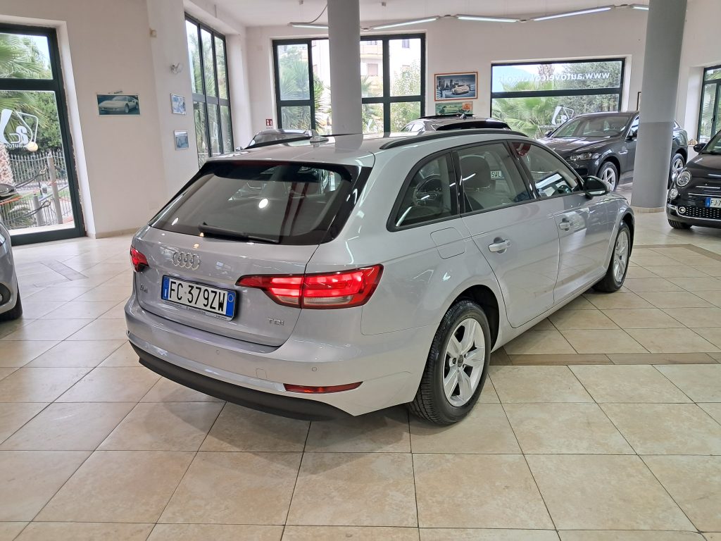 AUDI A4 2.0 TDI SW BUSINESS SPORT