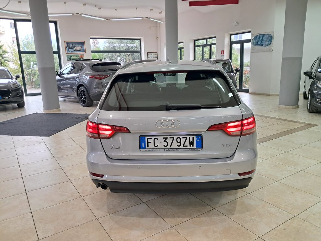 AUDI A4 2.0 TDI SW BUSINESS SPORT