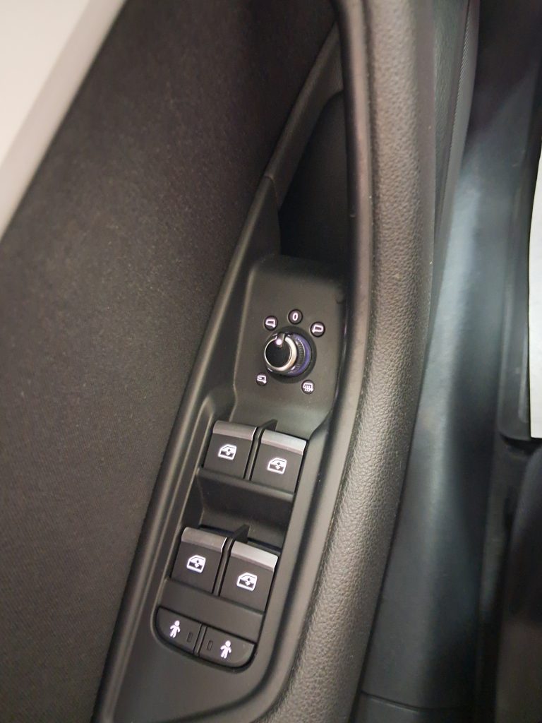 AUDI A4 2.0 TDI SW BUSINESS SPORT