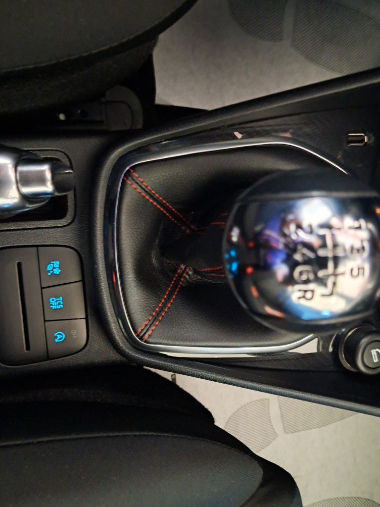 FORD FIESTA 1.5 TDCI ST-Line