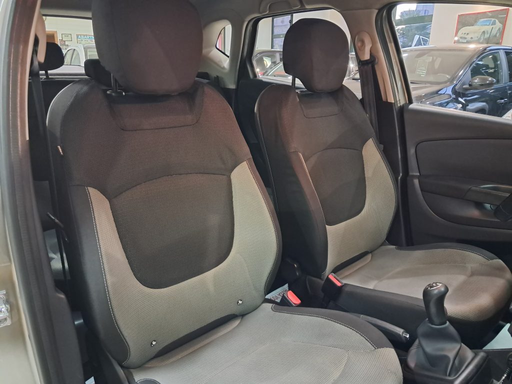 RENAULT CAPTUR R-LINK 1.5 DCI AUTOMATICA