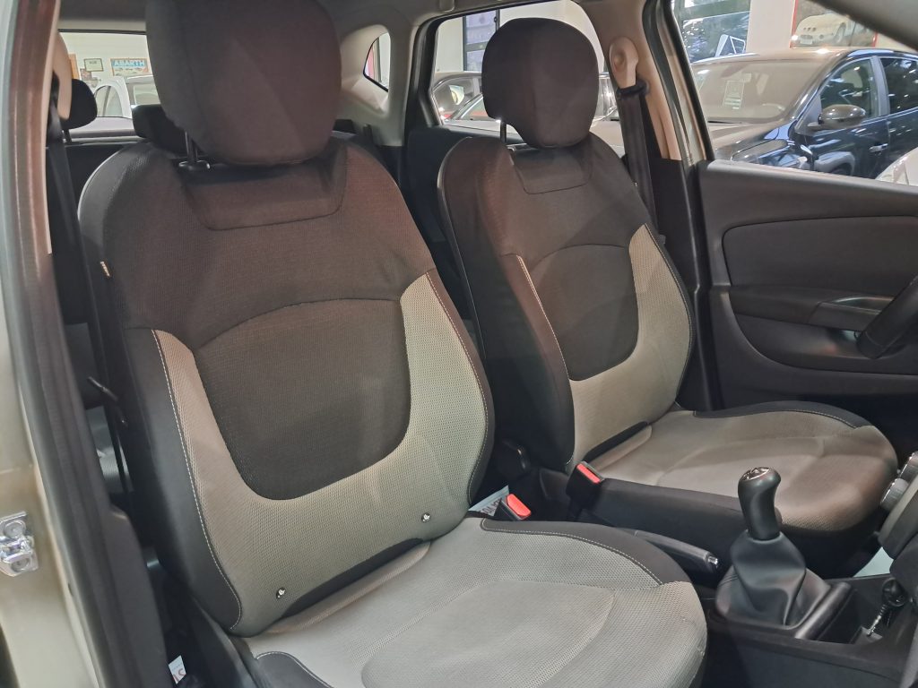 RENAULT CAPTUR R-LINK 1.5 DCI AUTOMATICA