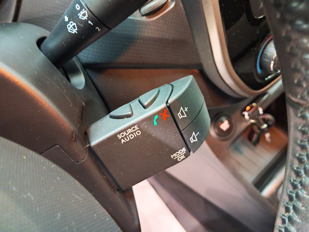 RENAULT CAPTUR R-LINK 1.5 DCI AUTOMATICA
